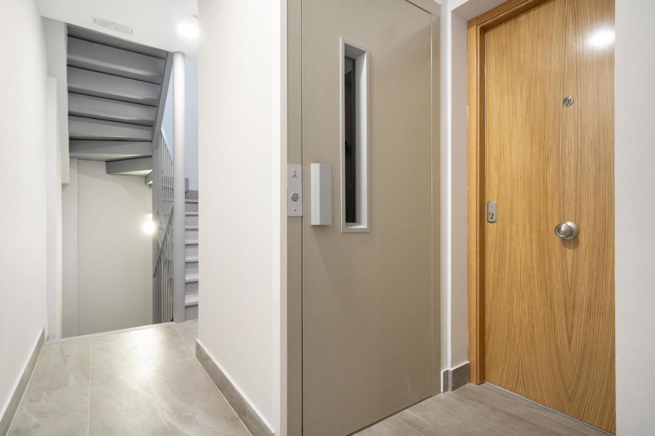 Apartamentos Reformados En Madrid Rio 外观 照片